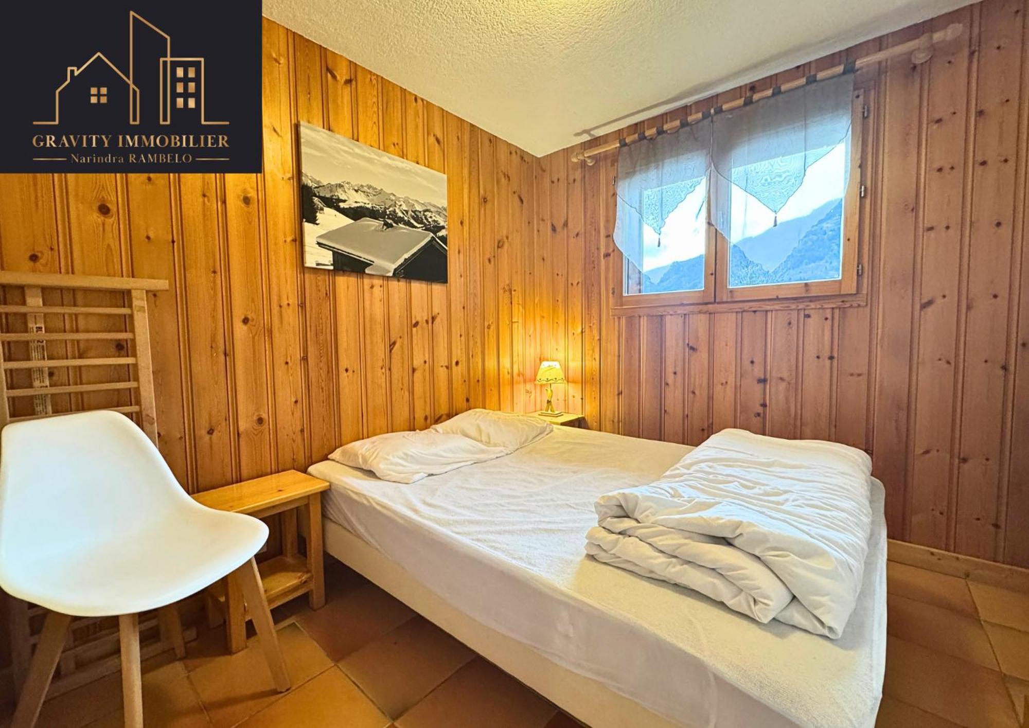 Apartment T2 - *